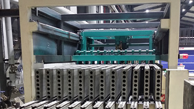 內墻輕質隔墻板機械-內墻面隔墻板設備-鄭州瑪納專業研發制造 內墻輕質隔墻板機械-內墻面隔墻板設備-鄭州瑪納專業研發制造