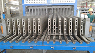 新型墻板機(jī)械設(shè)備-輕質(zhì)混凝土隔墻板生產(chǎn)設(shè)備-新型內(nèi)隔墻板制造的理想選擇 新型墻板機(jī)械設(shè)備-輕質(zhì)混凝土隔墻板生產(chǎn)設(shè)備-新型內(nèi)隔墻板制造的理想選擇