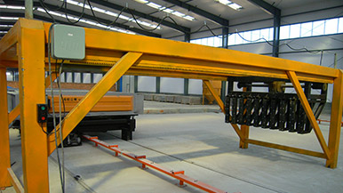 復合夾芯保溫墻板生產線-高防火、高隔音墻板的制造神器