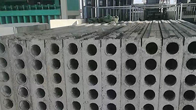 蒸壓陶?；炷翂Π逶O備生產線-專業墻板設備-技術成熟穩定